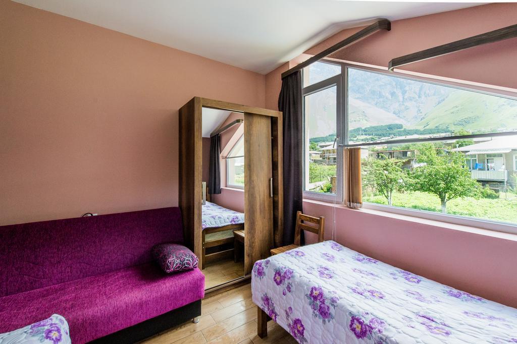 Guest House 15 Kazbegi Luaran gambar